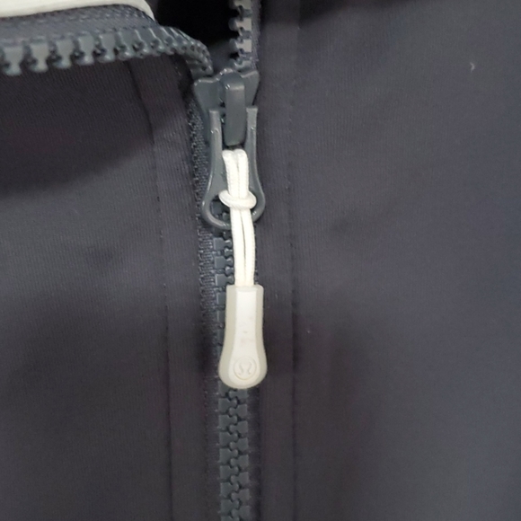 LULULEMON Principal Crop Jacket - Picture 3 of 11